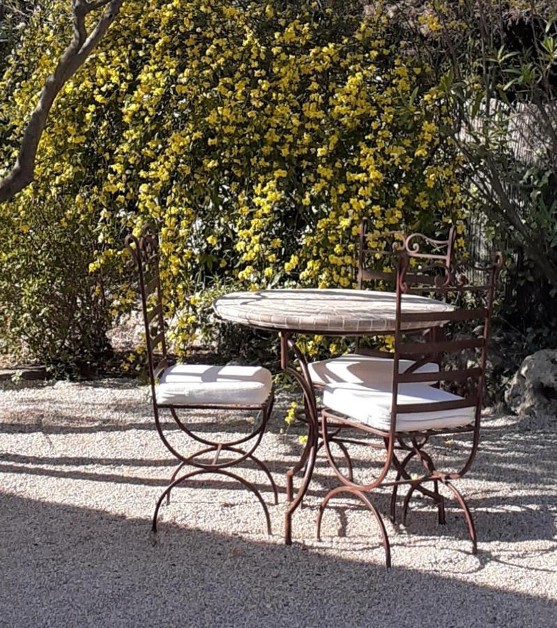 Gîte provençal indépendant avec piscine chauffée : LE SUY BIEN Flayosc Exterior foto